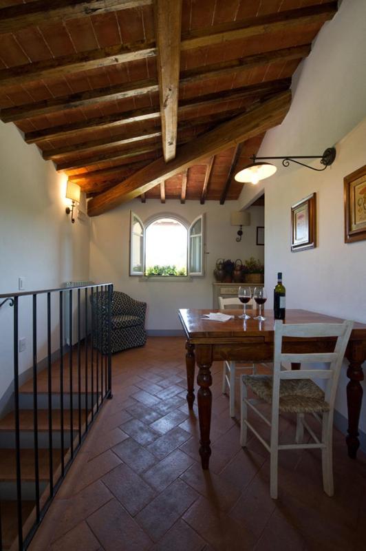Appartamenti Agriturismo La Canonica Чертальдо Экстерьер фото