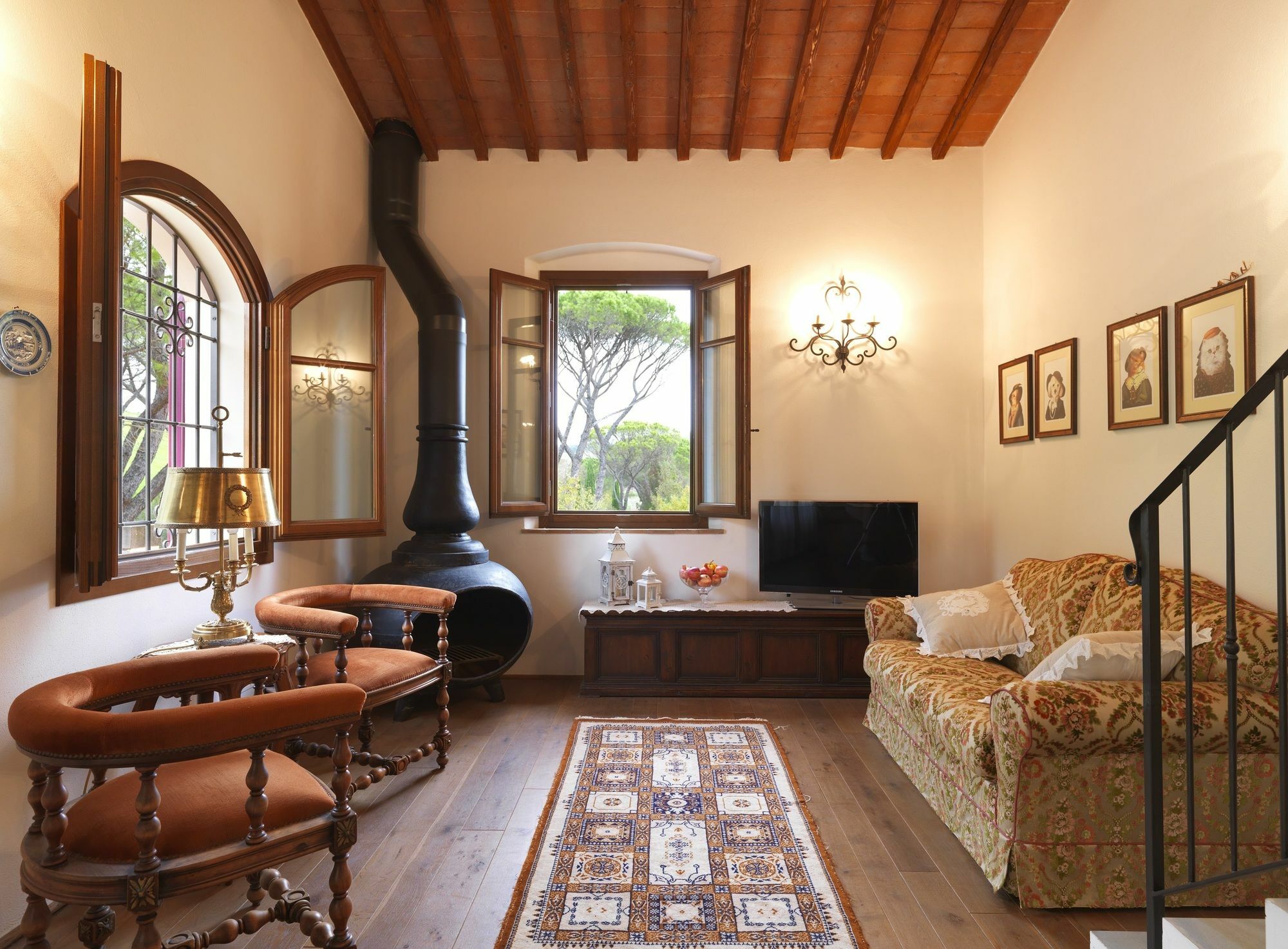 Appartamenti Agriturismo La Canonica Чертальдо Экстерьер фото