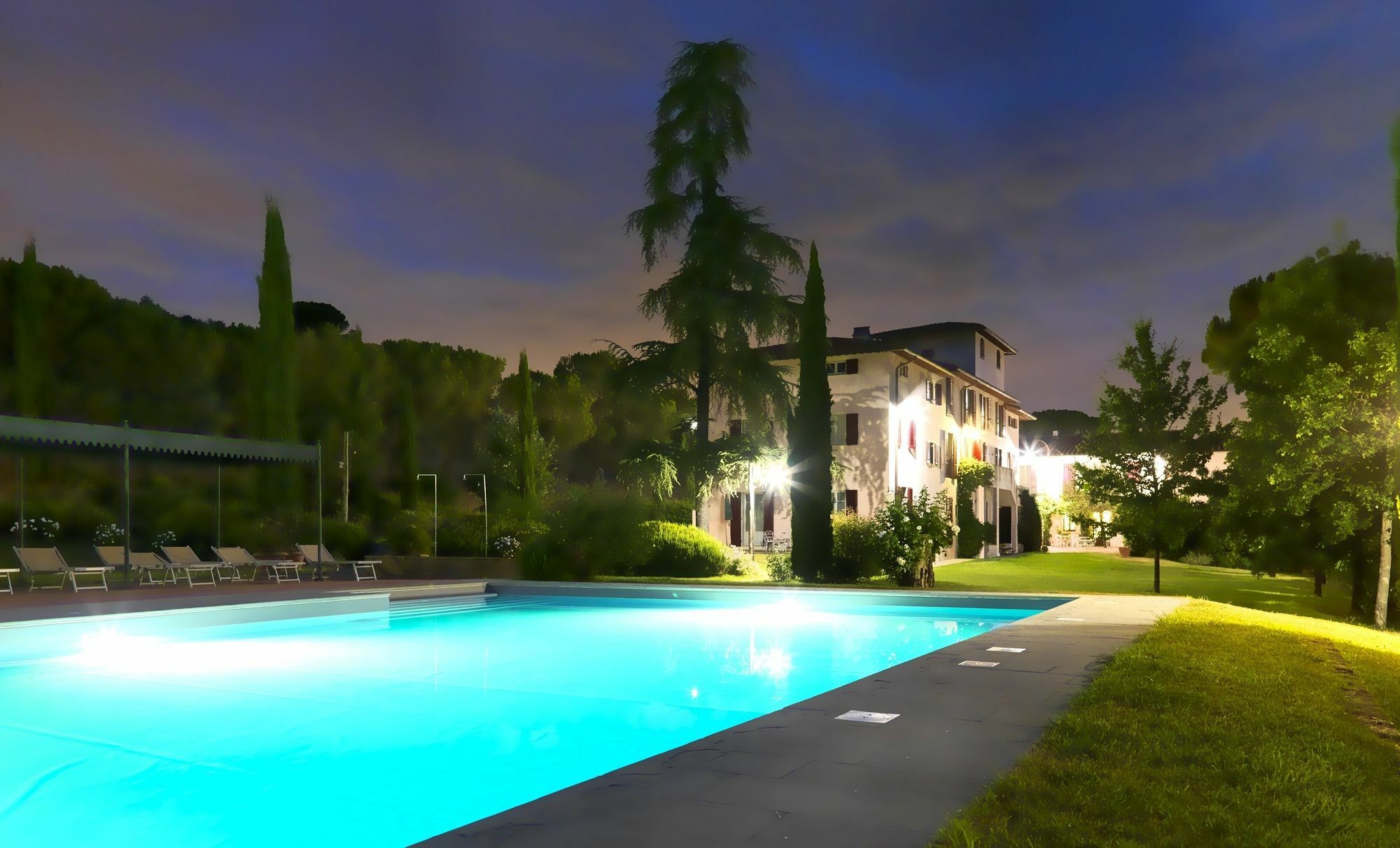 Appartamenti Agriturismo La Canonica Чертальдо Экстерьер фото